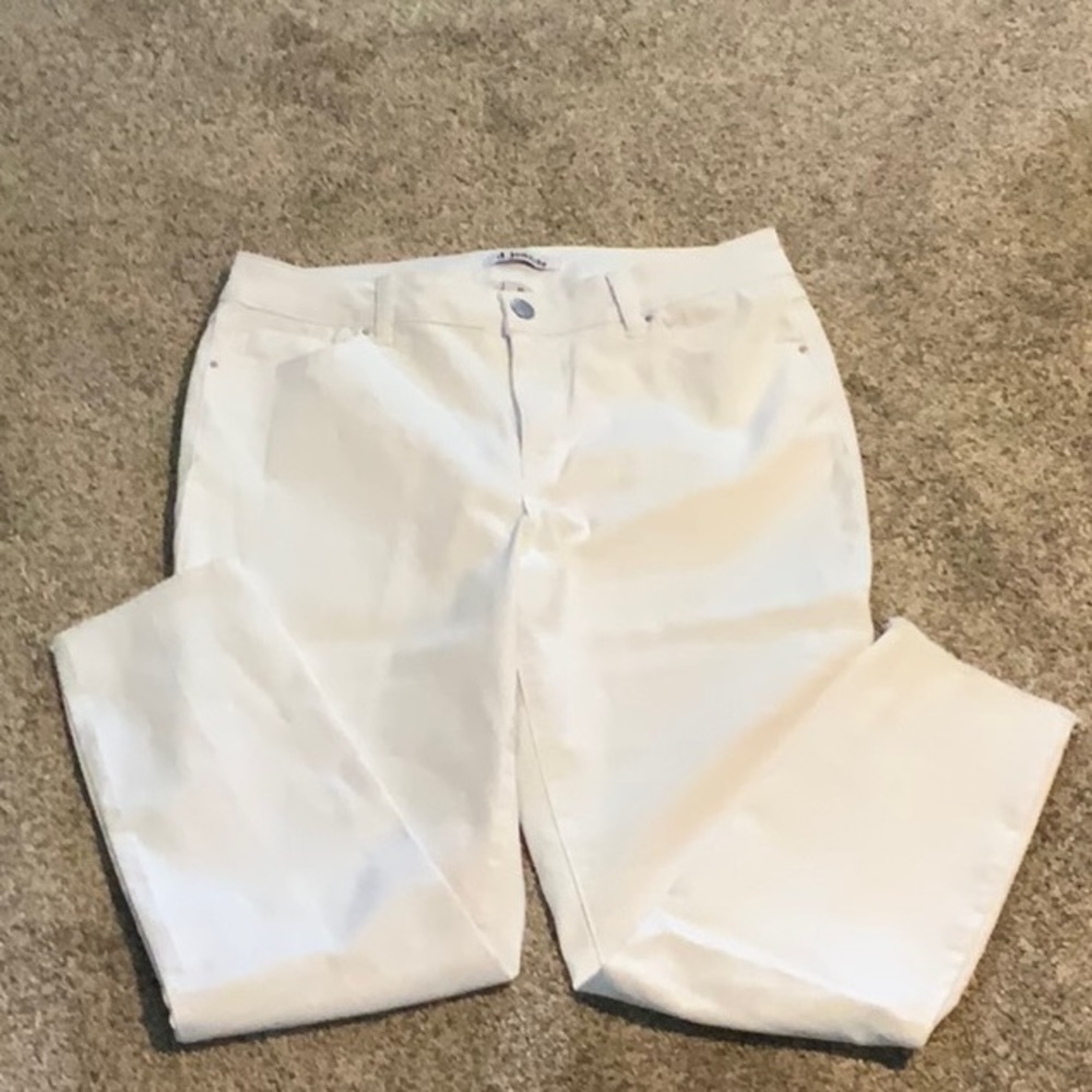 d. jeans White Skinny Leg Jeans Classic Denim